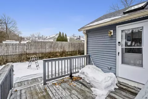 Exterior - 8 Putnam St, Springfield, MA 01109 photo 8 of 8