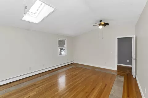 Living - 8 Putnam St, Springfield, MA 01109 photo 6 of 8