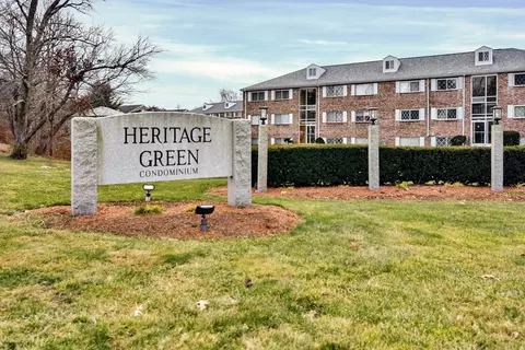 66 Fernview Ave #9, North Andover, MA 01845