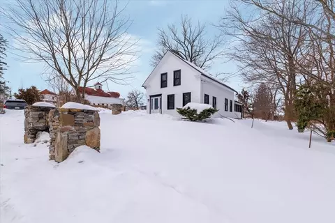 294 Boston Rd, Sutton, MA 01590 photo 2