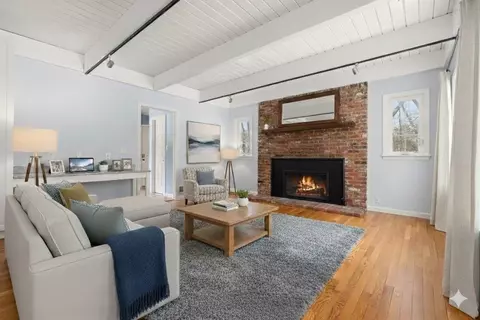 173 Conant Rd, Weston, MA 02493 photo 4