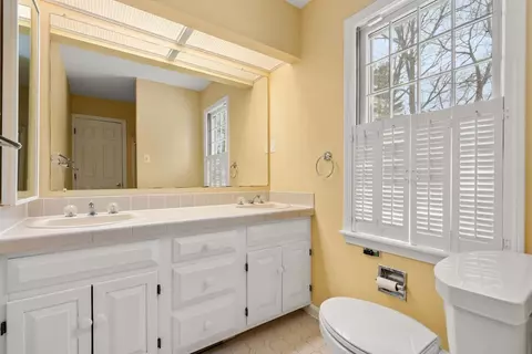 173 Conant Rd, Weston, MA 02493 photo 16