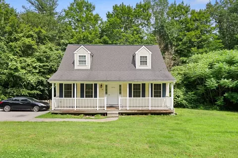 87 Red Fox Blvd, Southbridge, MA 01550
