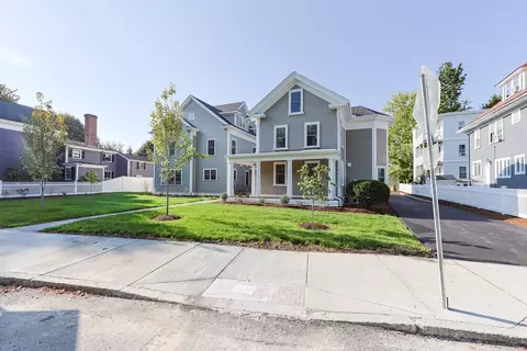 54 South St #4, Medford, MA 02155