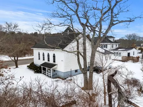 391 Onset Ave, Wareham, MA 02538 photo 6