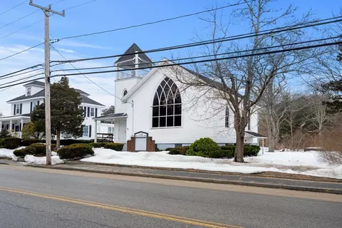 391 Onset Ave, Wareham, MA 02538 photo 4
