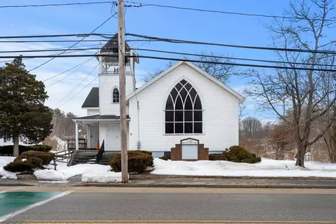 391 Onset Ave, Wareham, MA 02538 photo 3