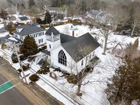 391 Onset Ave, Wareham, MA 02538