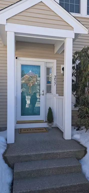 257 Allerton Commons Ln #257, Braintree, MA 02184