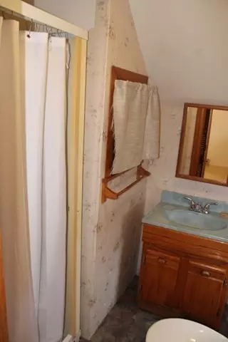 113 Pleasant St, Gloucester, MA 01930 photo 8