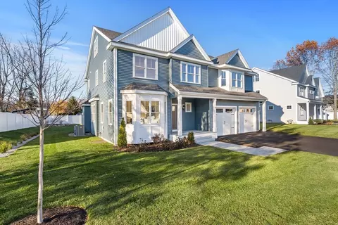 6 Callahan Dr, Woburn, MA 01801
