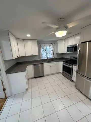 67 Algonquin St, Wareham, MA 02532 photo 6