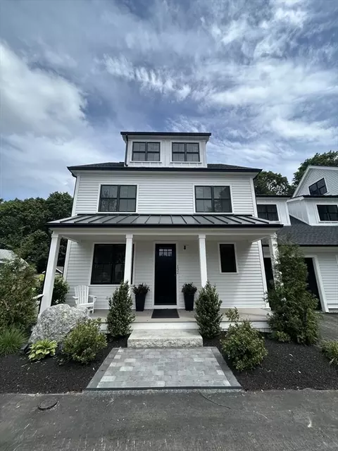 Exterior - 134 Hillside Ave #134, Needham, MA 02494 photo 4 of 8