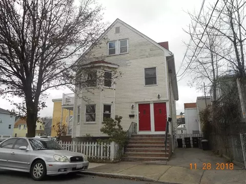 129 Glen St #B, Somerville, MA 02145
