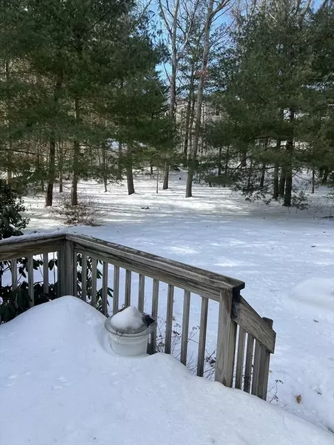 19 Marrick Ct, Centerville, MA 02632 photo 3