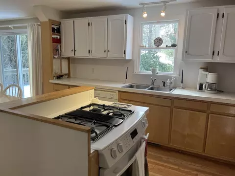 19 Marrick Ct, Centerville, MA 02632 photo 12