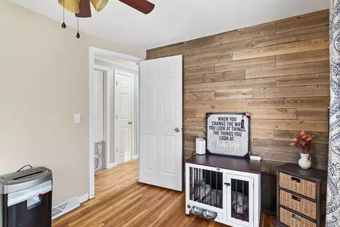 30 W Hill Rd, Springfield, MA 01109 photo 11