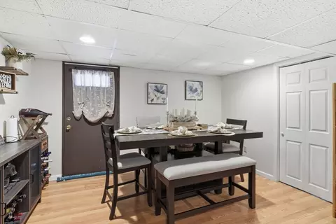 30 W Hill Rd, Springfield, MA 01109 photo 27