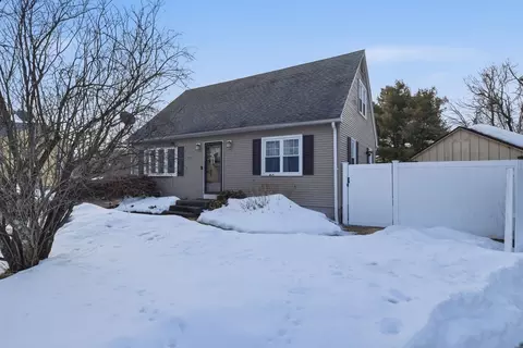 30 W Hill Rd, Springfield, MA 01109 photo 2