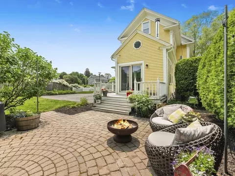 5 Holten St, Danvers, MA 01923 photo 40
