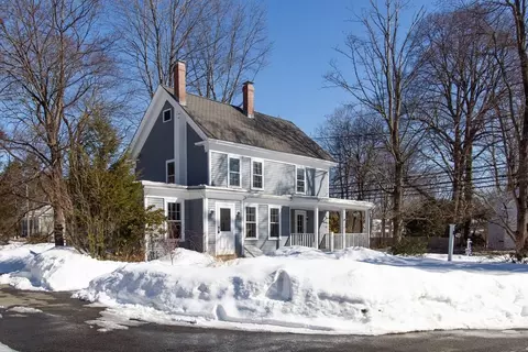 598 Bay Rd, Hamilton, MA 01982