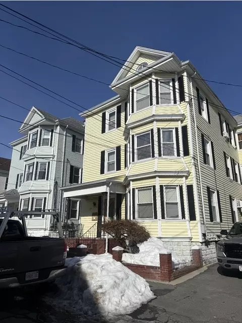 75 Nash Rd, New Bedford, MA 02746