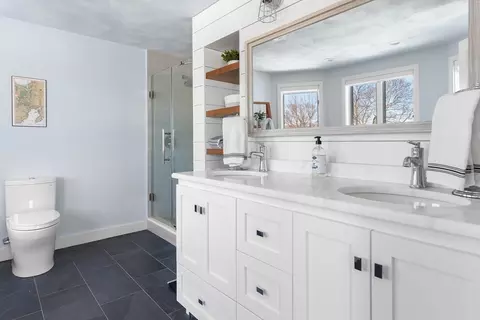 2 Breezy Point Rd, Gloucester, MA 01930 photo 22