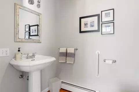 2 Breezy Point Rd, Gloucester, MA 01930 photo 18