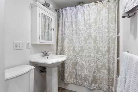 2 Breezy Point Rd, Gloucester, MA 01930 photo 38