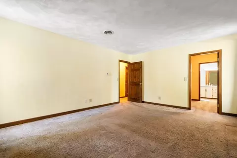 Bedroom - 26 Nottingham Dr, Raynham, MA 02767 photo 2 of 6
