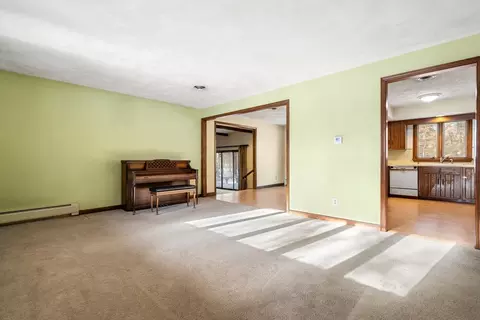 Living - 26 Nottingham Dr, Raynham, MA 02767 photo 4 of 10