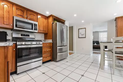 Kitchen - 32 Summer St, Georgetown, MA 01833 photo 3 of 3