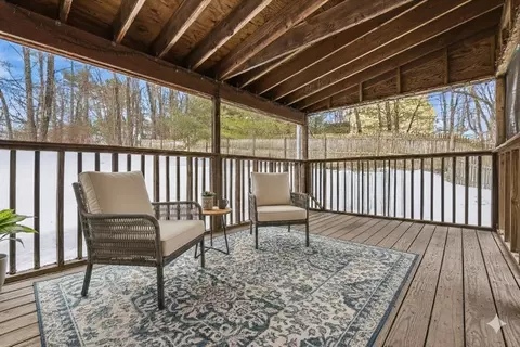 Exterior - 32 Summer St, Georgetown, MA 01833 photo 3 of 3
