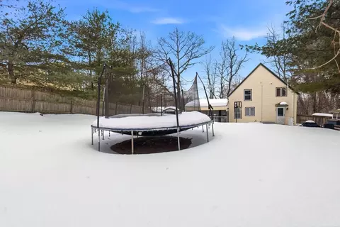 Exterior - 32 Summer St, Georgetown, MA 01833 photo 2 of 3