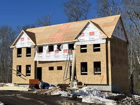 1405 Gar Hwy #2 A, Swansea, MA 02777