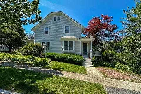 Exterior - 169 Whitmarsh Ave, Worcester, MA 01606 photo 3 of 13