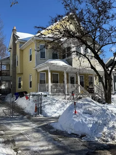 31-33 Suffolk St, Springfield, MA 01109