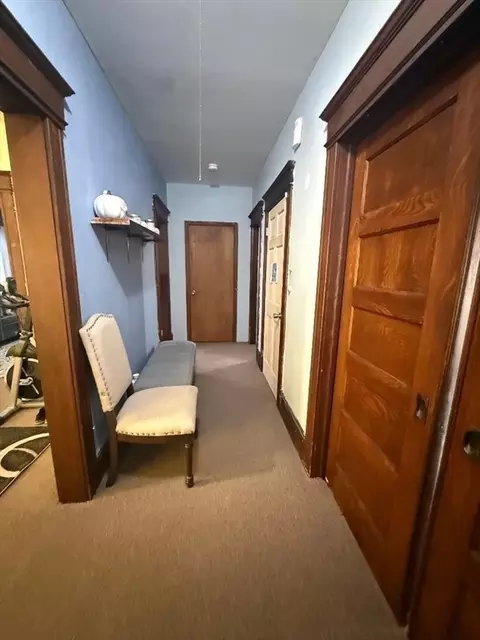Entry Way - 31-33 Suffolk St, Springfield, MA 01109 photo 1 of 1