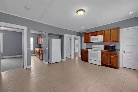31 Boardman St, Worcester, MA 01606 photo 9