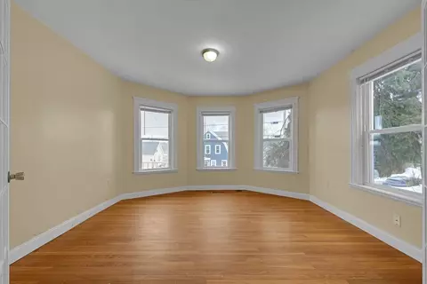31 Boardman St, Worcester, MA 01606 photo 5