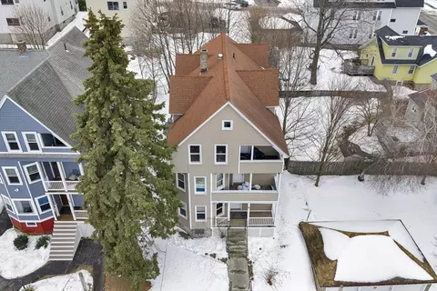 31 Boardman St, Worcester, MA 01606 photo 3