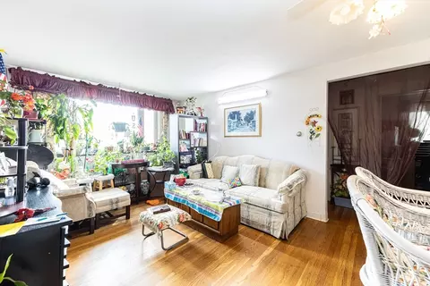 186 Lexington St #8, Watertown, MA 02472