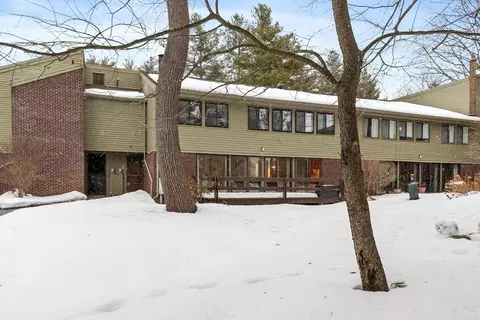 237 Brown Bear Xing #237, Acton, MA 01720