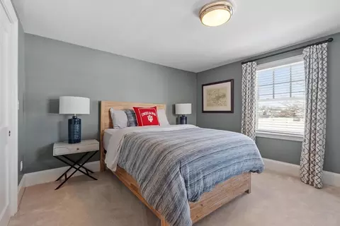 Bedroom - 165 Everett St, Concord, MA 01742 photo 2 of 5