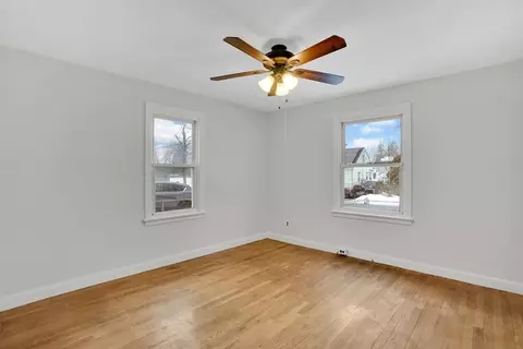 Bedroom - 33 Drexel St, Springfield, MA 01104 photo 1 of 7