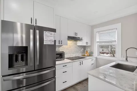 103 Henshaw St, Worcester, MA 01603