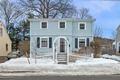 46 Stetson Ave, Swampscott, MA 01907