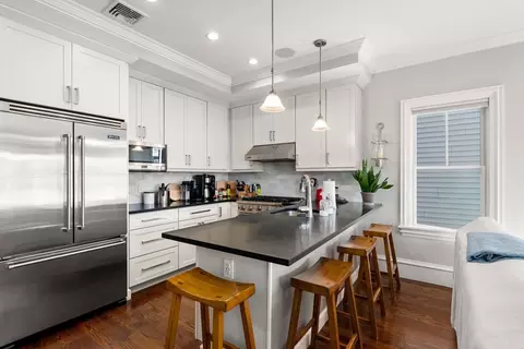 862 E 2nd St #6, Boston, MA 02127