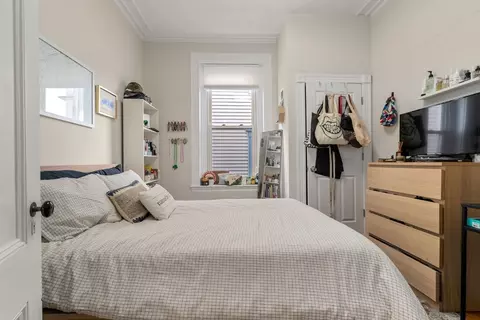 564 E 5th St, Boston, MA 02127 photo 5