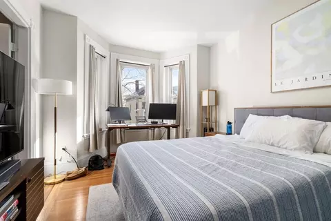 564 E 5th St, Boston, MA 02127 photo 24